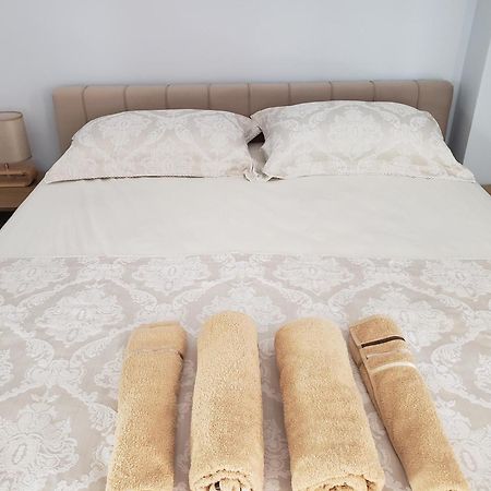 Leones Apartament Τίρανα Εξωτερικό φωτογραφία